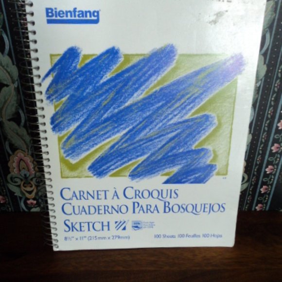 watercolour & sketching pencils & sketchbook - Picture 7 of 7